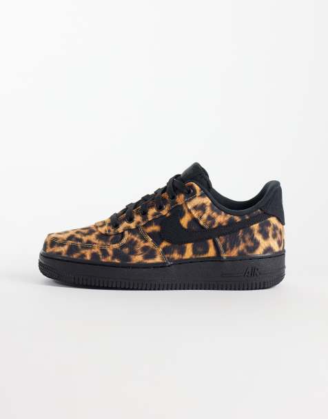 Nike Air Force 1 sneakers met luipaardprint - view 1