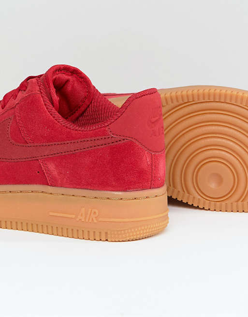 Nike Air - Force 1 - Sneakers rosso scamosciato con suola in gomma Nike Air - Force 1 - Sneakers rosso scamosciato con suola in gomma
