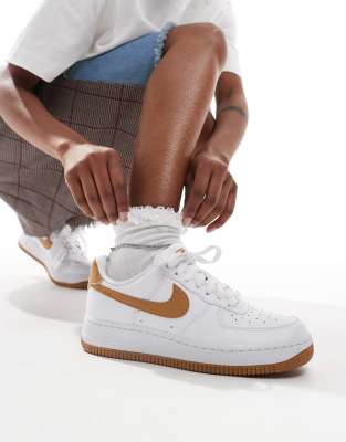 nike air force 1 black and white with brown sole