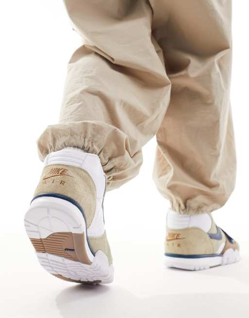 Nike Air Force 1 trainers in brown and multi , 4 of 5