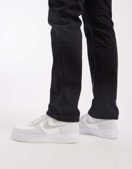 Nike Air Force 1 trainers with swoosh detail in off white, 4 of 5