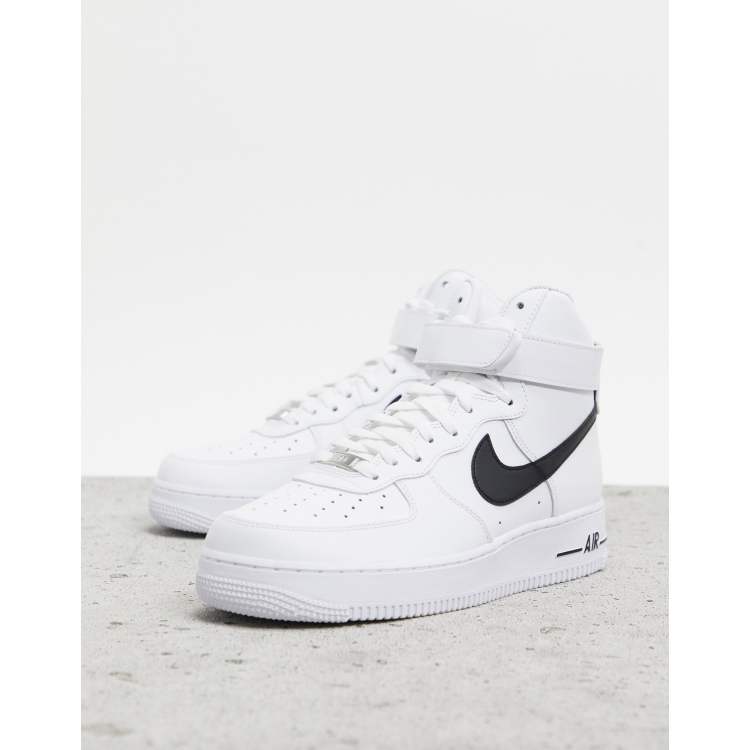 Nike montante cheap noir et blanche