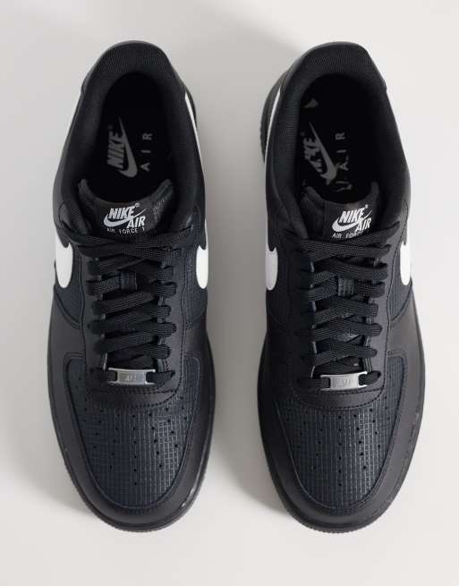 Nike Air Force 1'07 LV8 tech trainers in black, 2 of 5