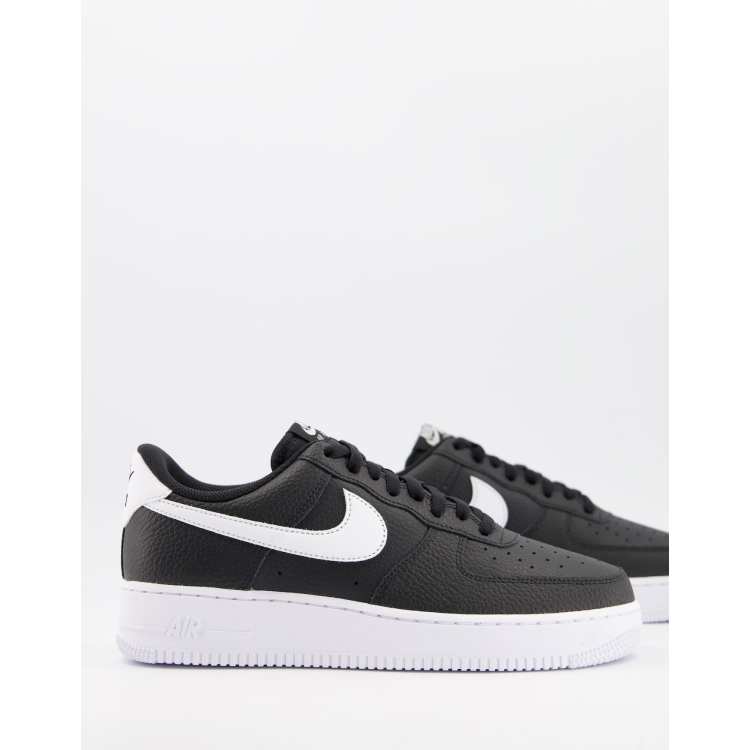 Nike Air Force 1'07 sneakers in black and white | ASOS