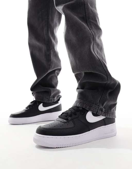 Nike Air Force 1 07 sneakers in black and white