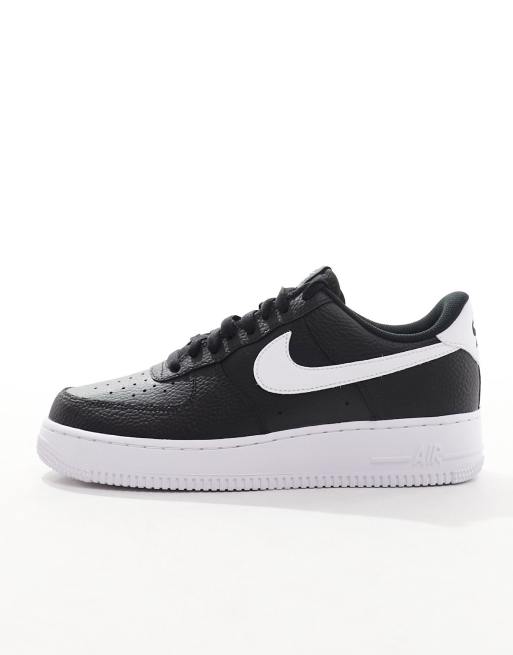 Nike Air Force 1 07 sneakers in black and white