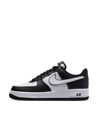 Nike Air Force 1 07 Sneakers In Black Leather In Black