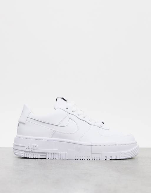 Nike Air Force Pixel in white