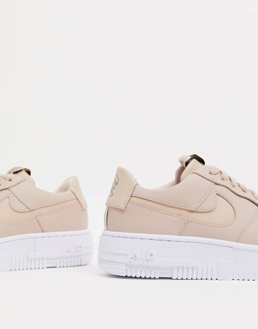 Nike best sale pixel beige