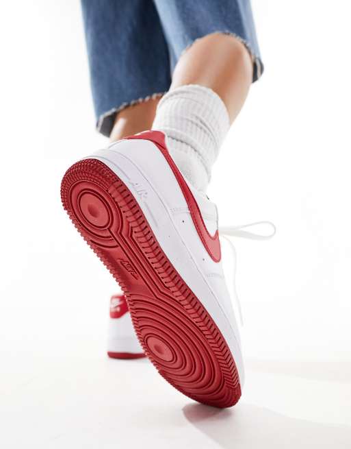 Nike Air Force 1 Baskets Blanc et rouge