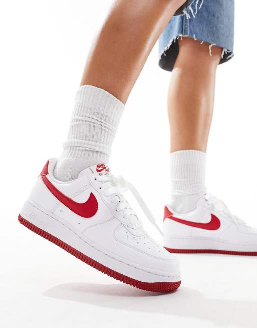 Nike Air Force 1 Baskets Blanc et rouge