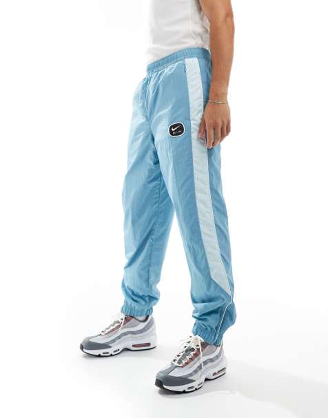 Nike - Air - Geweven joggingbroek met swoosh in lichtblauw - view 1