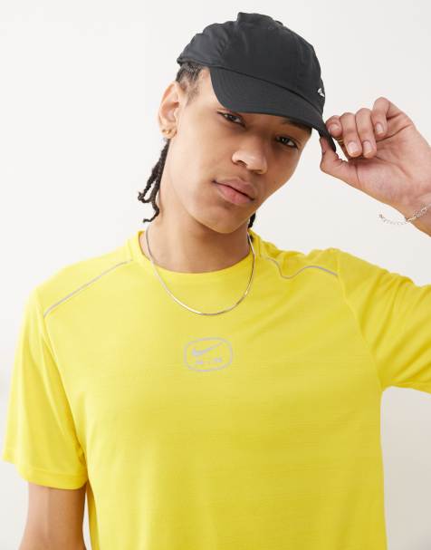 Nike Air graphic t-shirt in yellow
