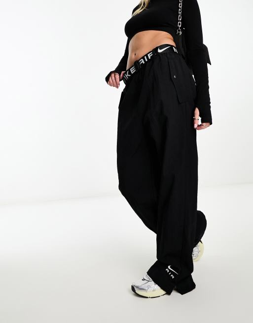 NIKE Sportswear Woven Loose Pants High-Waisted Swoosh dunkelgrün