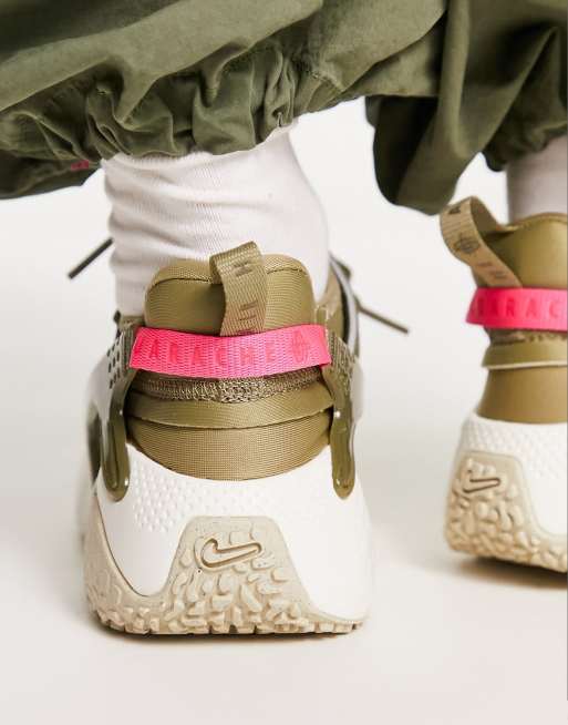 Nike huarache bianche e beige hotsell