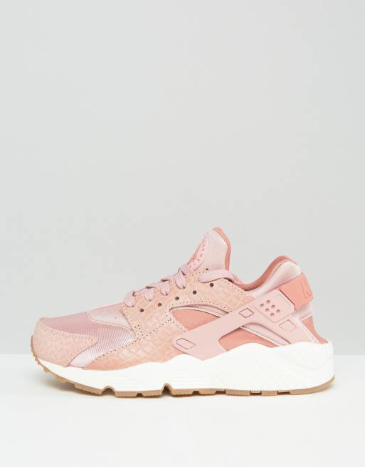 Huarache sales run pink