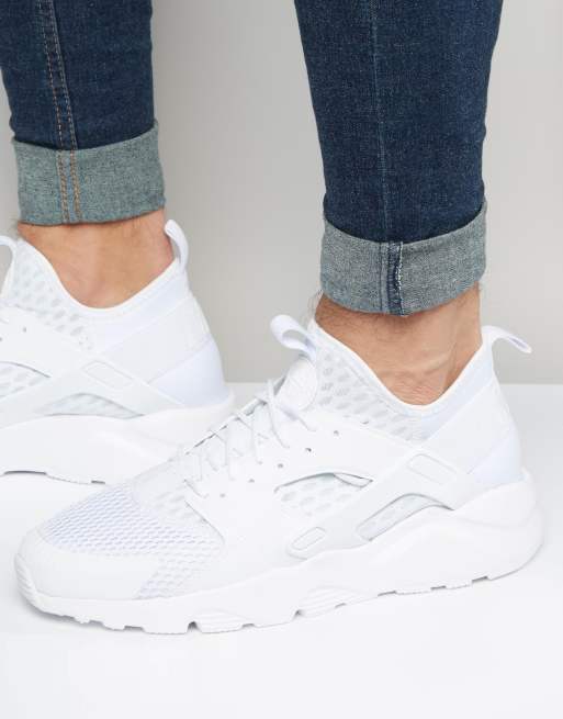 nike huarache with jeans