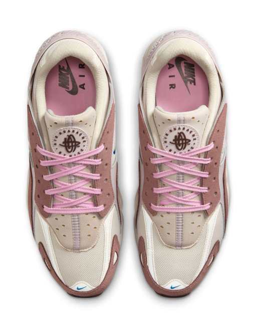 Nike Air Huarache Runner sneakers in brown and pink ASOS