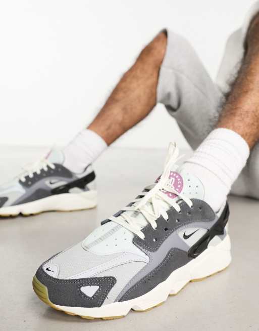 Nike Air Huarache Runner trainers in white and grey