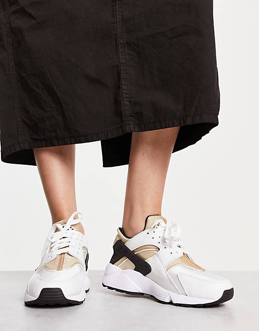 Trascender Mirar atrás Encantador Nike - Air Huarache - Sneakers bianche, nere e beige canapa | ASOS