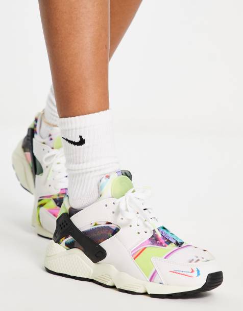 Chunky nike clearance shoes