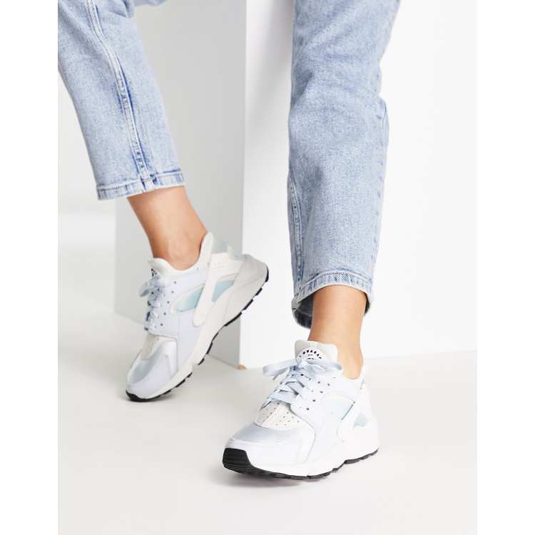 鍔 rol Stuwkracht Nike Air - Huarache - Sneakers in wit en gemixt oceaanblauw | ASOS