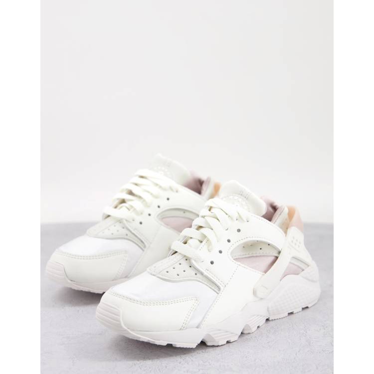 Nike huarache cream and black sale