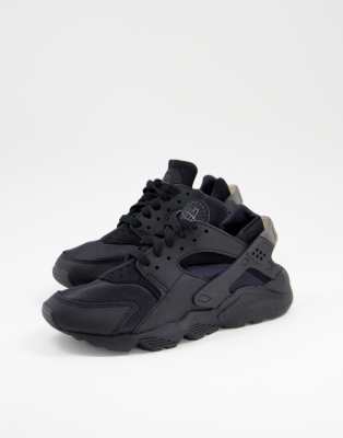 Nike huarache black and hotsell grey junior