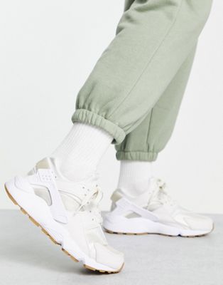 Nike Air Huarache trainers in white and fossil beige  | ASOS