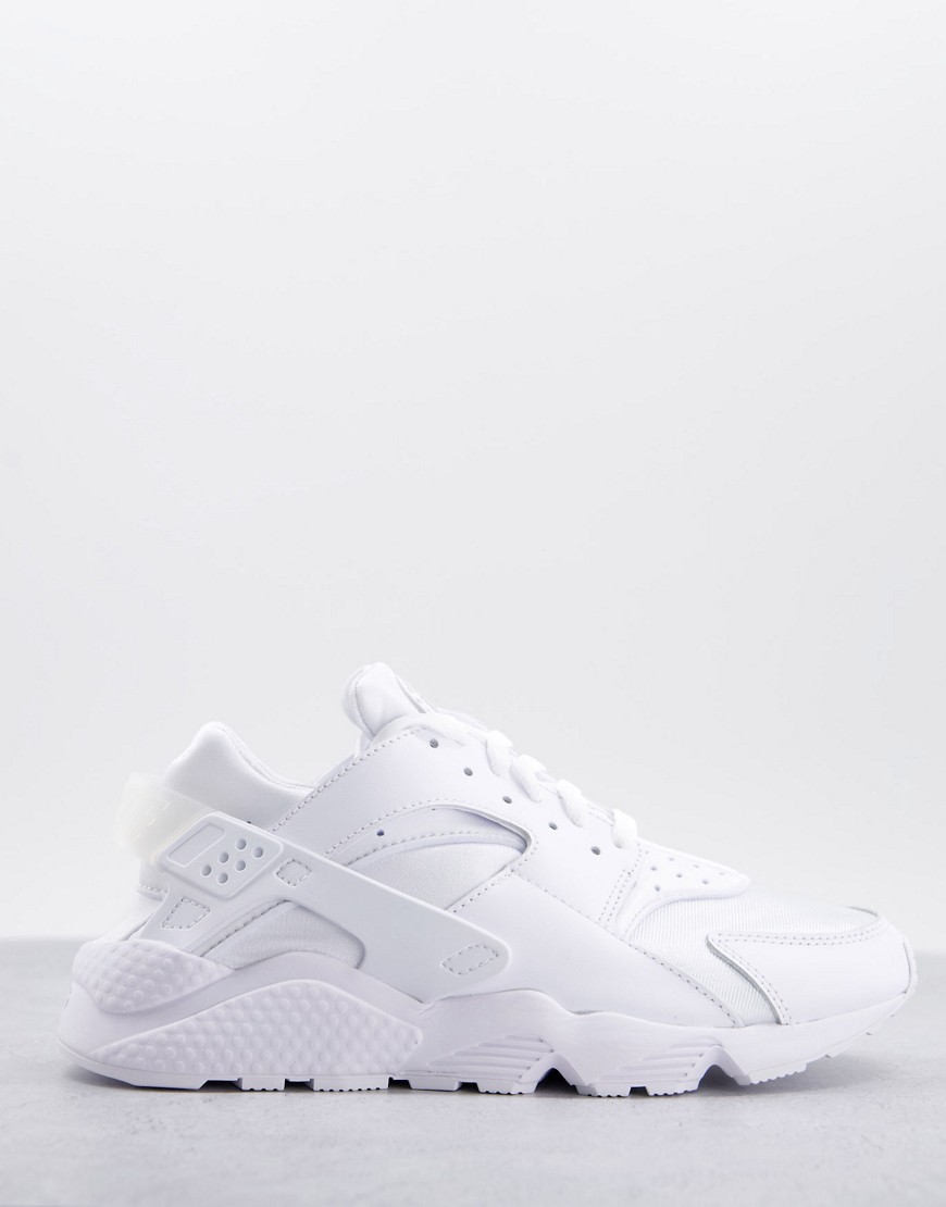 Nike Air Huarache trainers in white