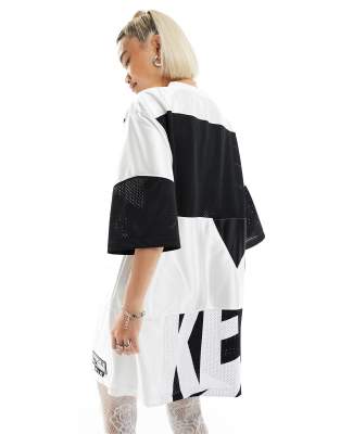 Nike Air jersey oversized T-shirt dress in white and black | ASOS