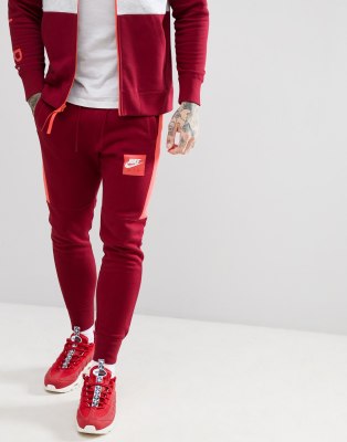 nike air joggers in red