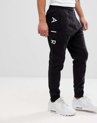 nike air slim fit joggers