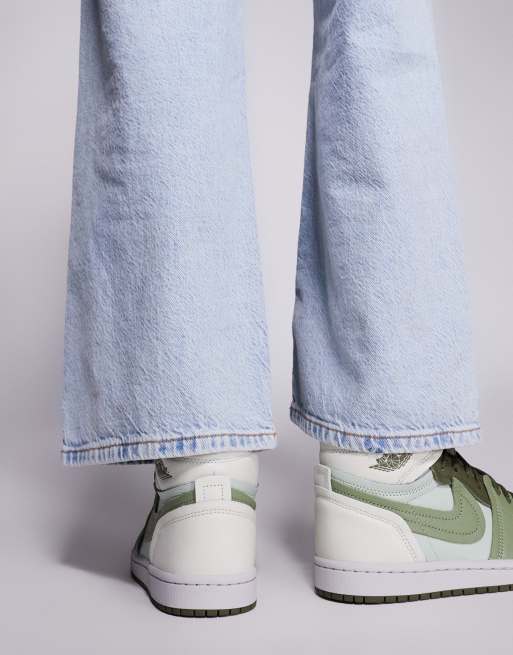 Nike Air Jordan 1 High Method of Make sneakers in green, 4 of 5