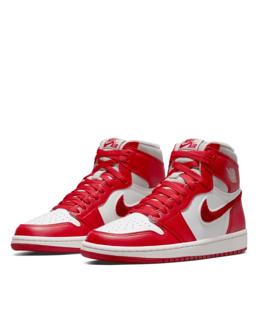 Nike Air Jordan 1 High OG sneakers in light iron ore/varsity red | ASOS