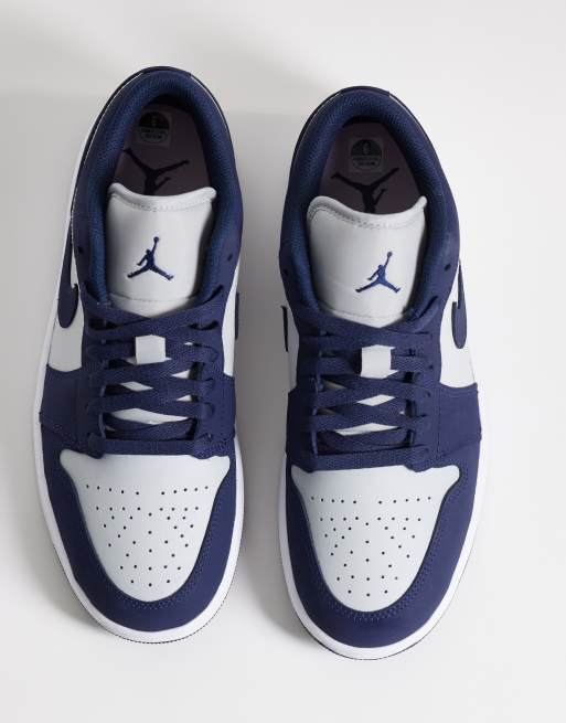 Nike Air Jordan 1 low baskets tissées bleu marine et gris clair, 3 de 5