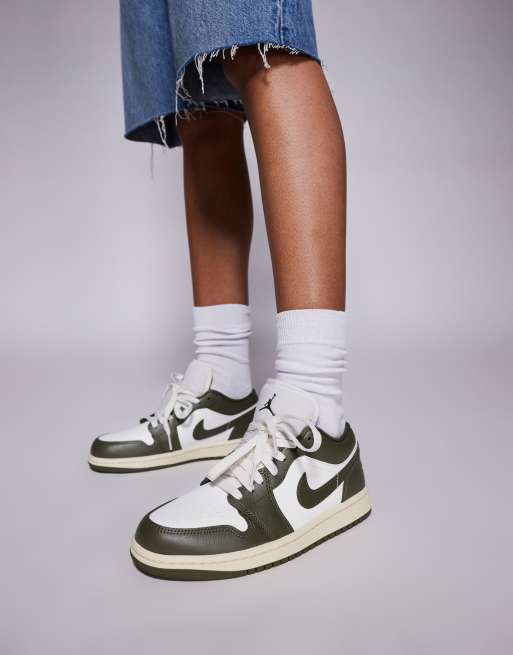 Nike – Air Jordan 1 Low – Kakifärgade och vita sneakers med låga skaft, 5 av 5