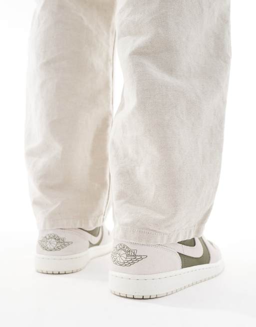 Nike – Air Jordan 1 Low – Kakifärgade och vita sneakers med låga skaft, 5 av 5