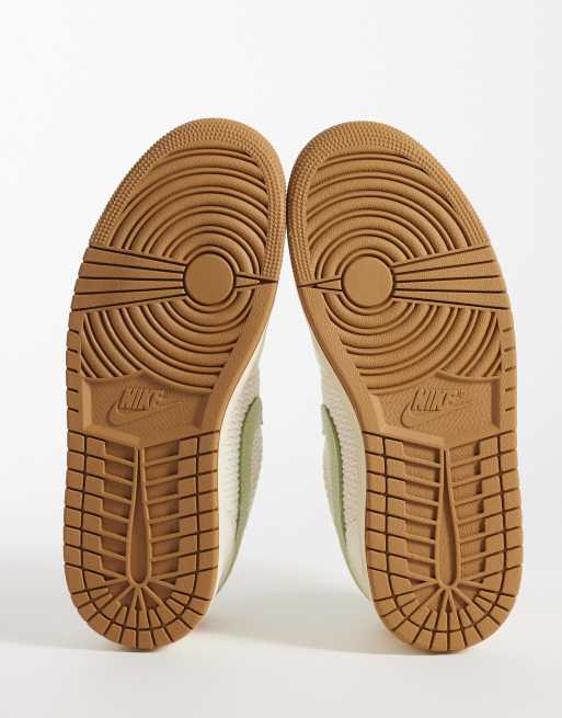 Nike Air Jordan 1 Low SE sneakers in green and white, 5 of 5