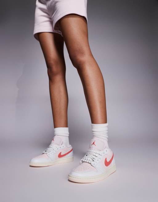 ◆正規品◆NIKE AIR JORDAN 1 LOW SE LIGHT SOFT PINK(W)◆人気 Nike WMNS Air Jordan 1 Low SE - Summit White / Light Soft