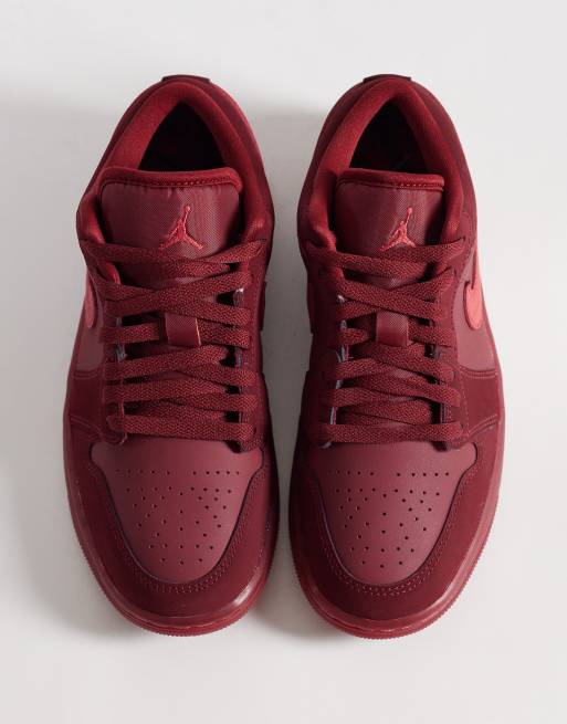 Nike Air Jordan 1 Low SE sneakers in red drench, 2 of 5