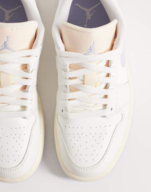 Nike Air Jordan 1 Low sneakers in off white, 2 of 5