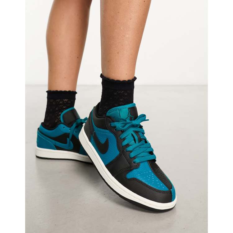 Black and hotsell turquoise jordans