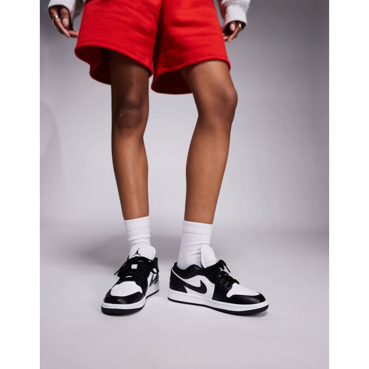 Nike Air Jordan 1 Low sneakers in white and black | ASOS