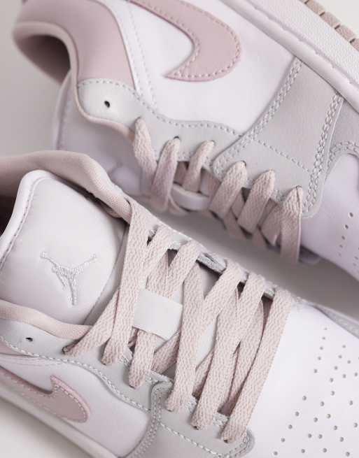 Nike Air Jordan 1 Low sneakers in white and gray | ASOS