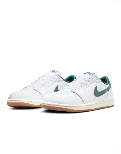 Nike Air Jordan 1 low sneakers in white and green 
