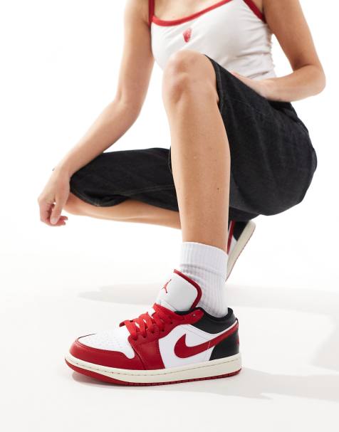 Nike Air Jordan 1 Low sneakers in white and red - view 1