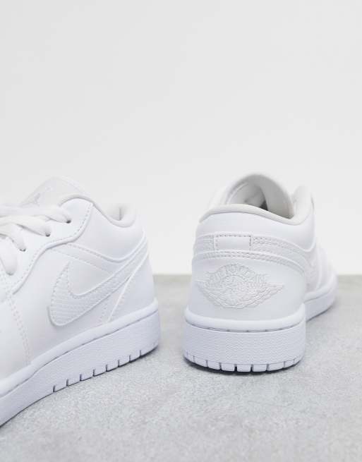 Nike Air Jordan 1 Low ホワイト Nike Air Jordan 1 Low sneakers in white | ASOS