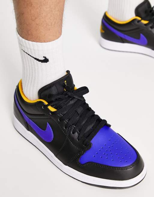 Nike Air Jordan 1 Low Sneakers in zwart met Concord paars ASOS