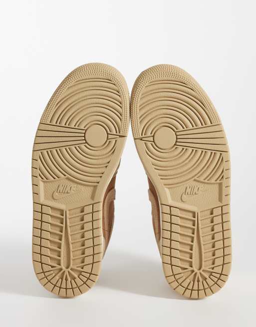 Nike Air Jordan 1 Low sneakers marroni e beige, 5 di 5